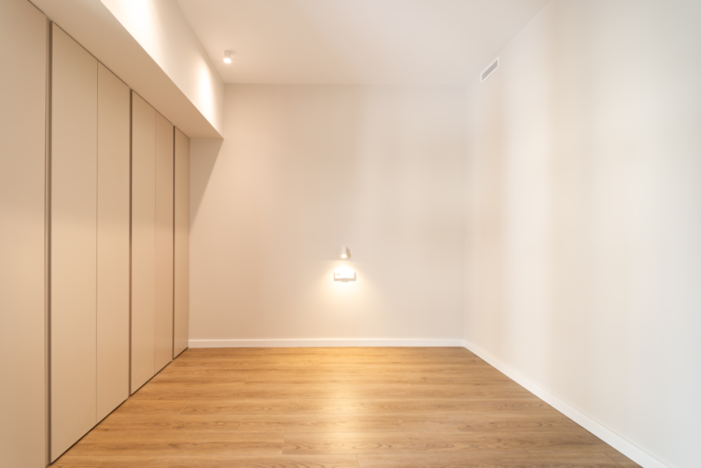 Reforma integral estilo Moderno en l’Eixample, Valencia