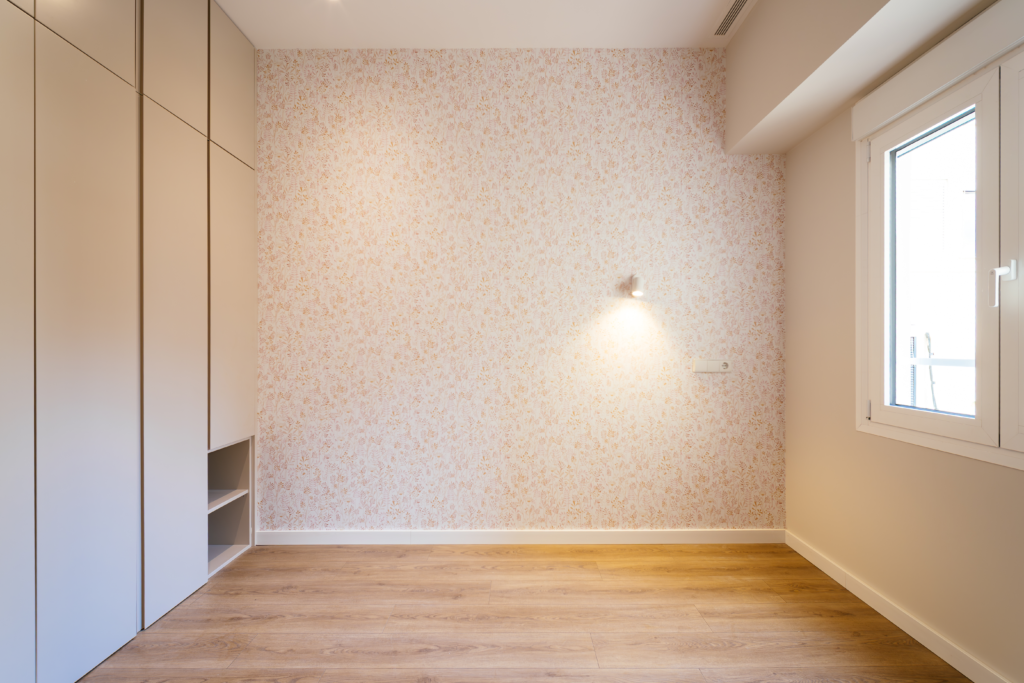 Reforma integral estilo Moderno en l’Eixample, Valencia